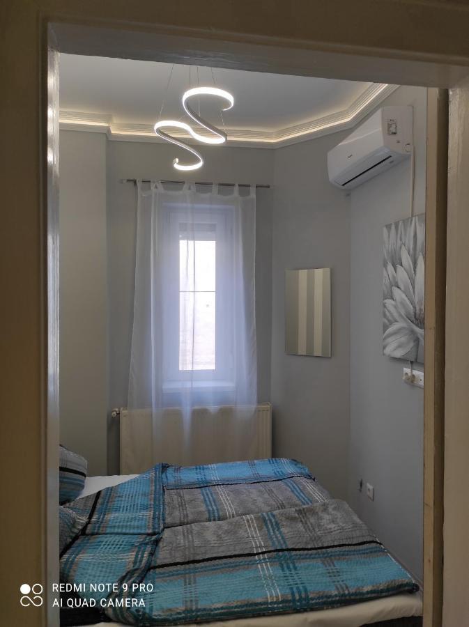 Anna Apartmanok ペーチ エクステリア 写真