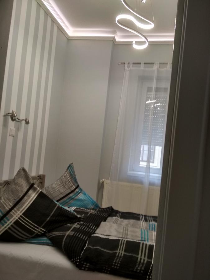 Anna Apartmanok ペーチ エクステリア 写真
